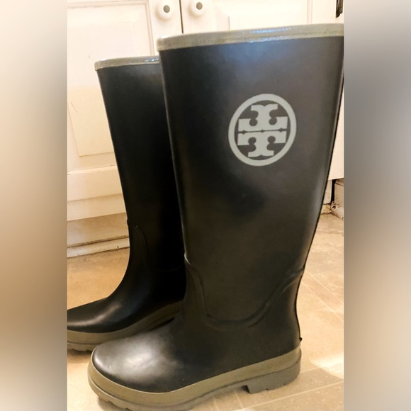 Tory Burch Midcalf Rainboots - Picture 1 of 3